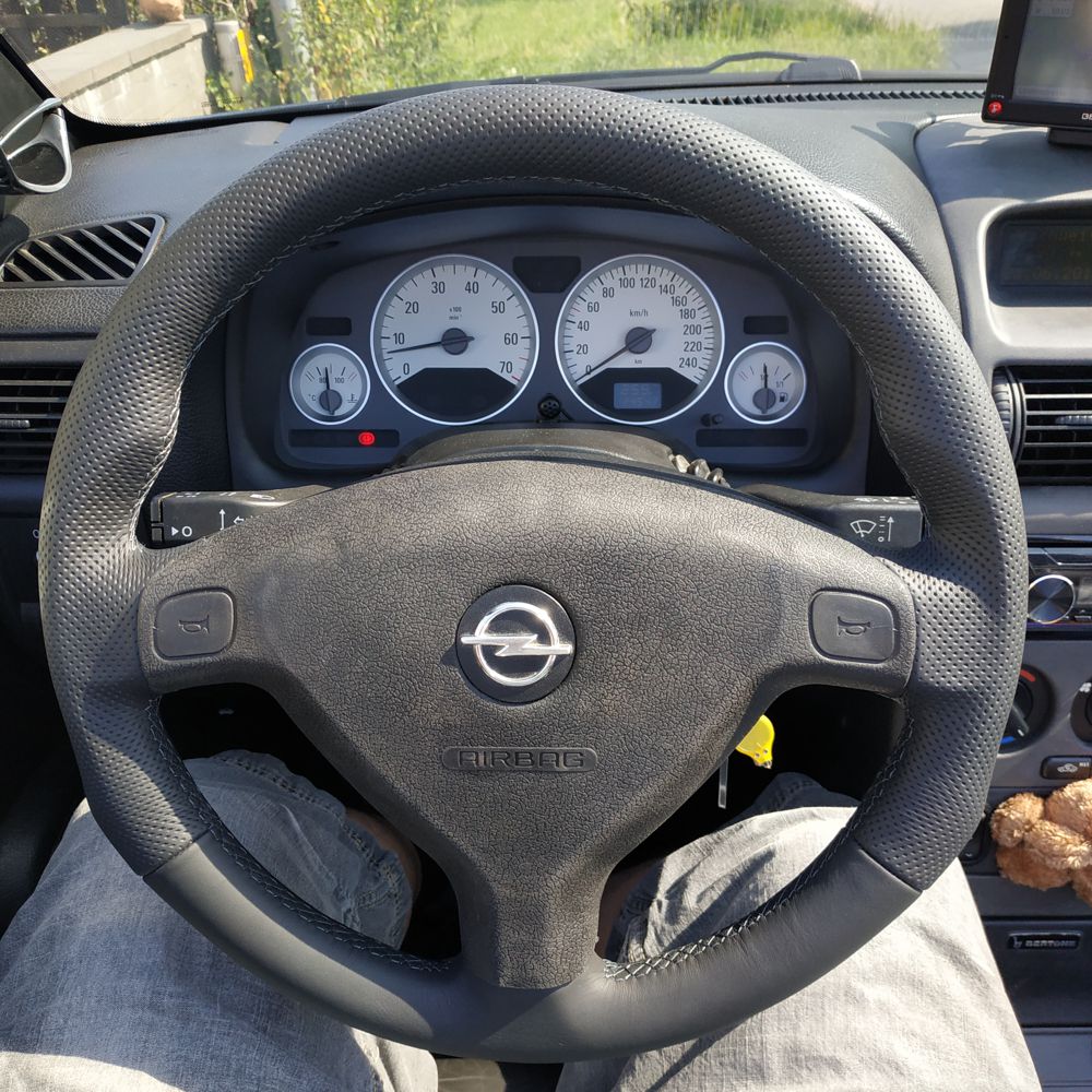 GCAB190622_LenkradBezogen&AirbagNeu.jpg