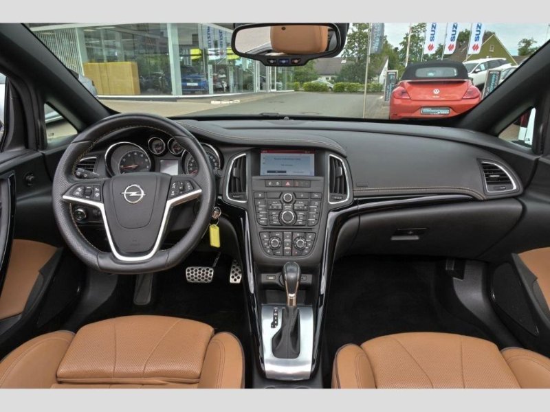 Opel Cascada (9).jpg